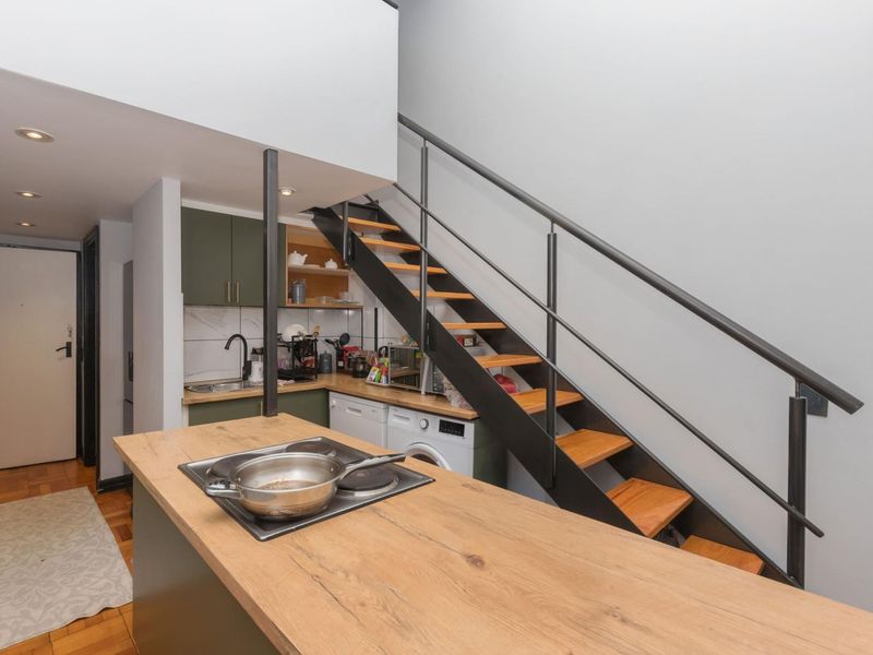 Sleek Duplex in Mutual Heights with Secure Parking and Storeroom included - Photo 8