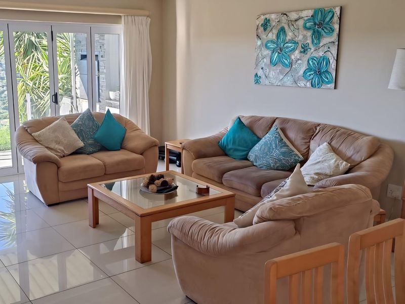Beautifully Designed Cluster Home in Sought-After Gonubie View - Photo 8