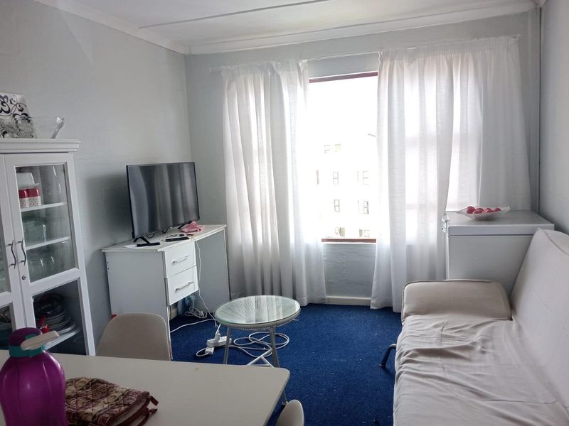 2 Bedroom apartment in Sohco - Photo 2
