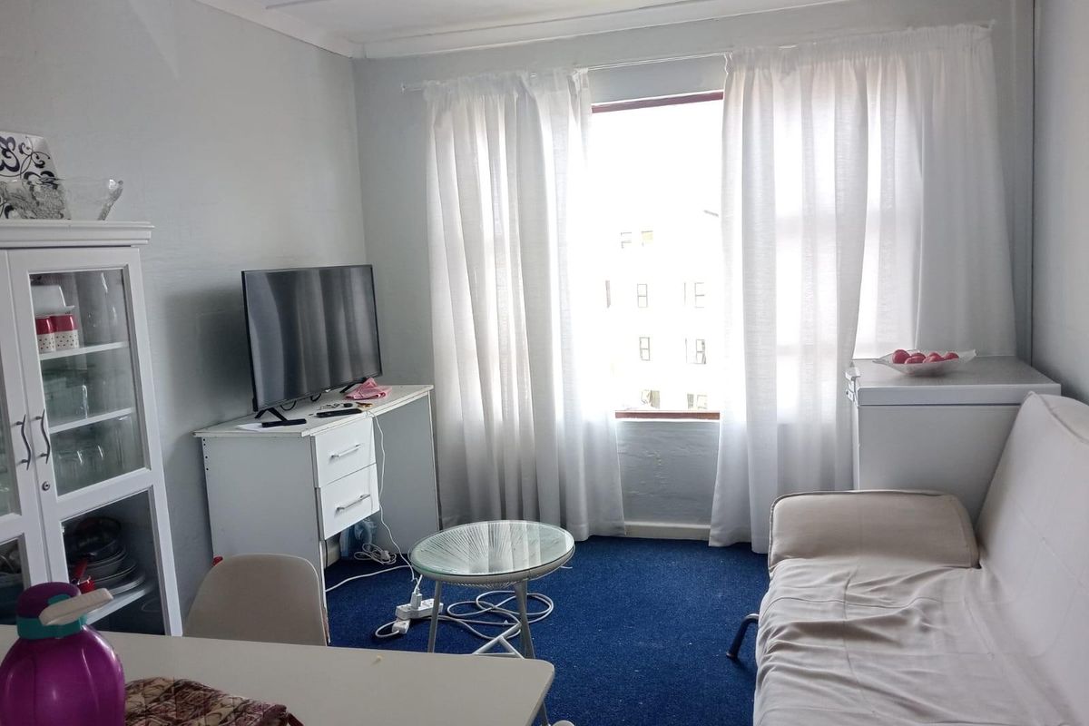 2 Bedroom apartment in Sohco - Photo 2