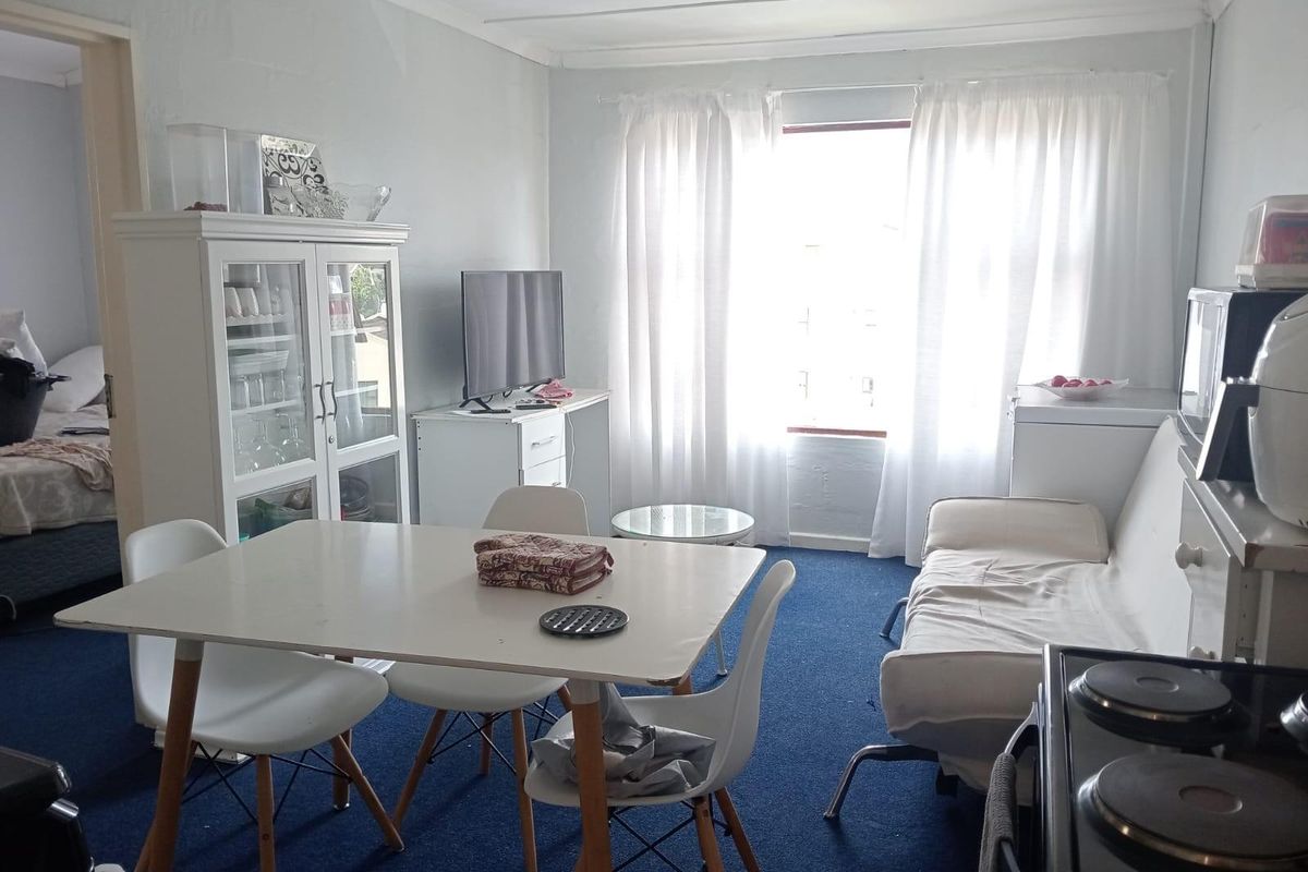 2 Bedroom apartment in Sohco - Photo 3