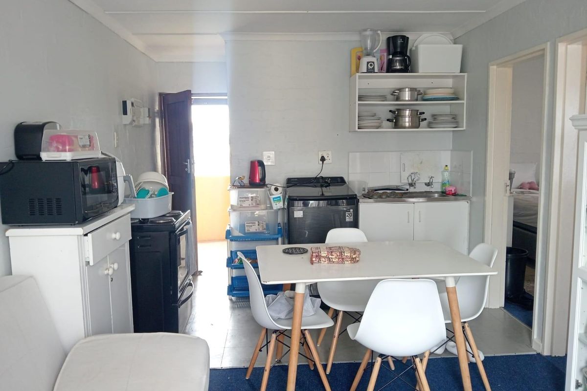 2 Bedroom apartment in Sohco - Photo 4