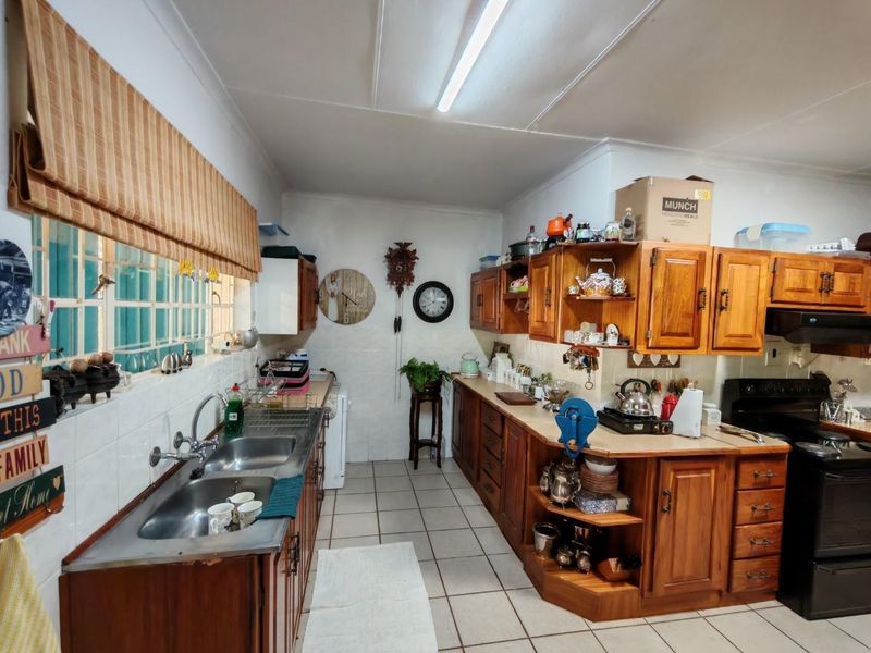 Cattle and Game Farm with abundant water and infrastructure for sale near Modimolle - Photo 10
