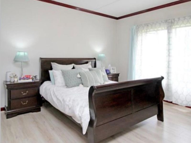 2 bedroom Apartment For Sale in Summerset, Midrand - Photo 7