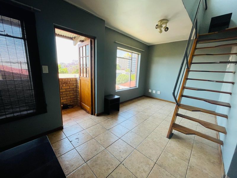 Apartment to Let in Auckland Park, Johannesburg - Photo 7