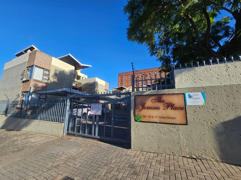 Apartment For Sale in Nelspruit Central, Nelspruit - Photo 1
