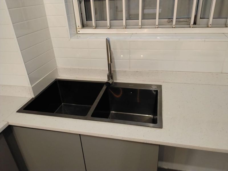 Apartment For Sale in Humewood, Port Elizabeth - Photo 10
