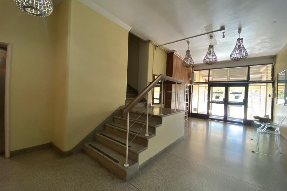 Apartment To Rent in North Beach, Durban, KwaZulu Natal - Photo 3