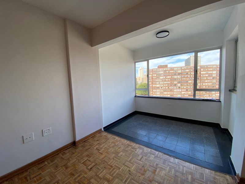 Apartment To Rent in North Beach, Durban, KwaZulu Natal - Photo 10