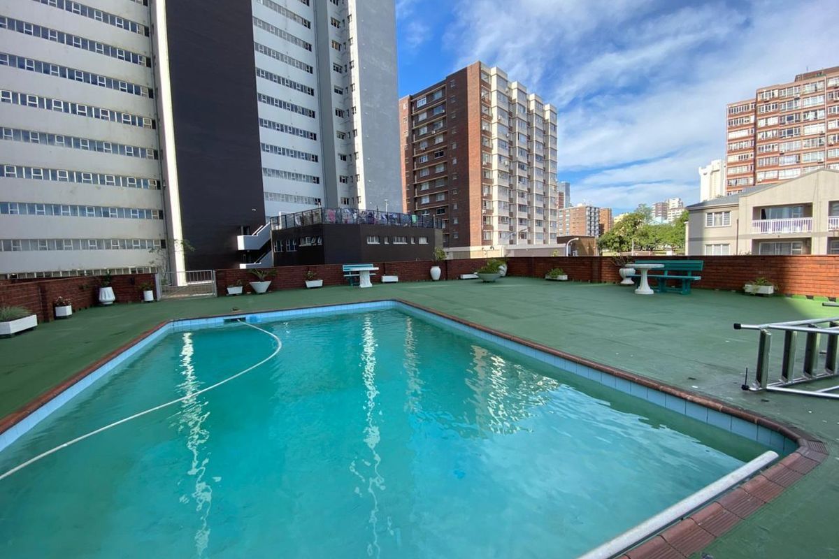 Apartment To Rent in North Beach, Durban, KwaZulu Natal - Photo 2