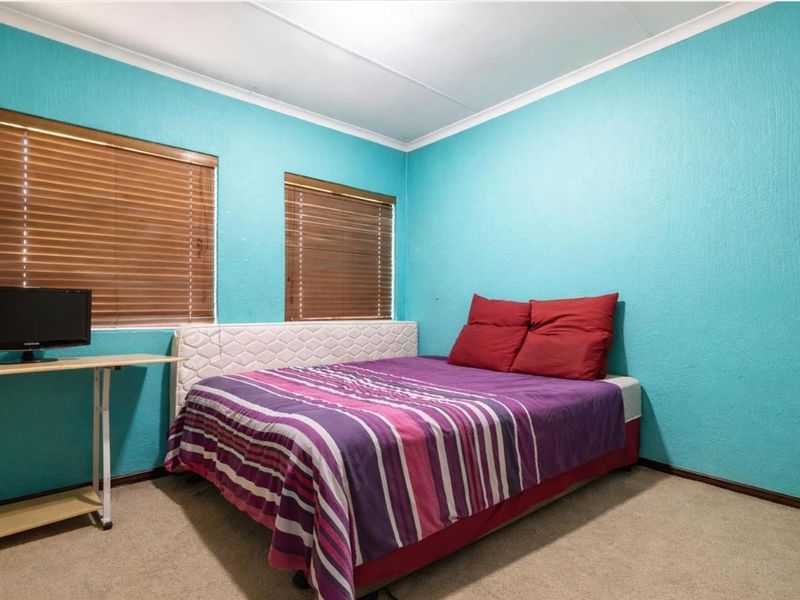 3 bedroom townhouse to rent in Carlswarld - Photo 10