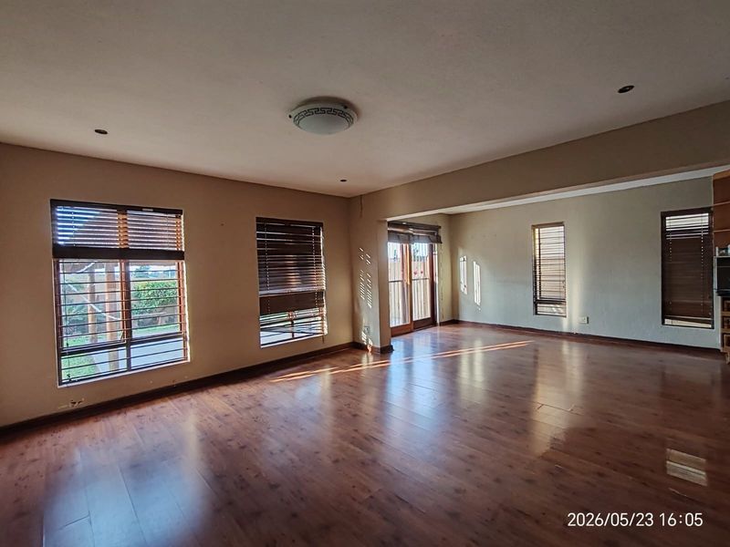 3 bedroom townhouse to rent in Carlswarld - Photo 6