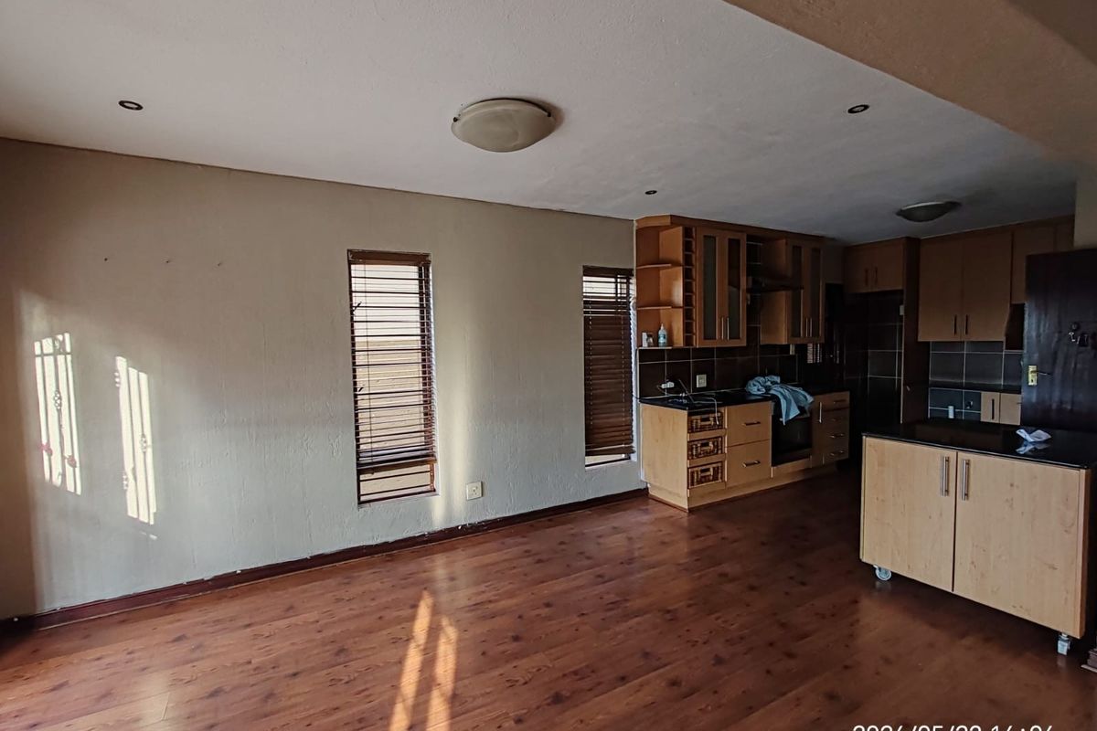 3 bedroom townhouse to rent in Carlswarld - Photo 4