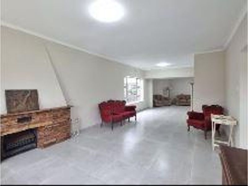 5 Bedroom House for Sale in Fairland - Photo 6