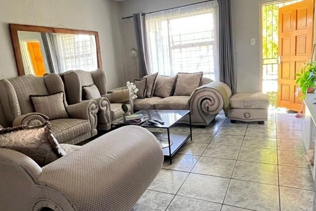 Apartment To Rent in West Acres, Nelspruit - Photo 2
