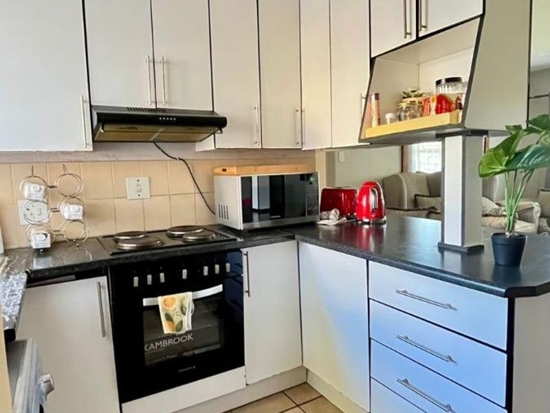 Apartment To Rent in West Acres, Nelspruit - Photo 3