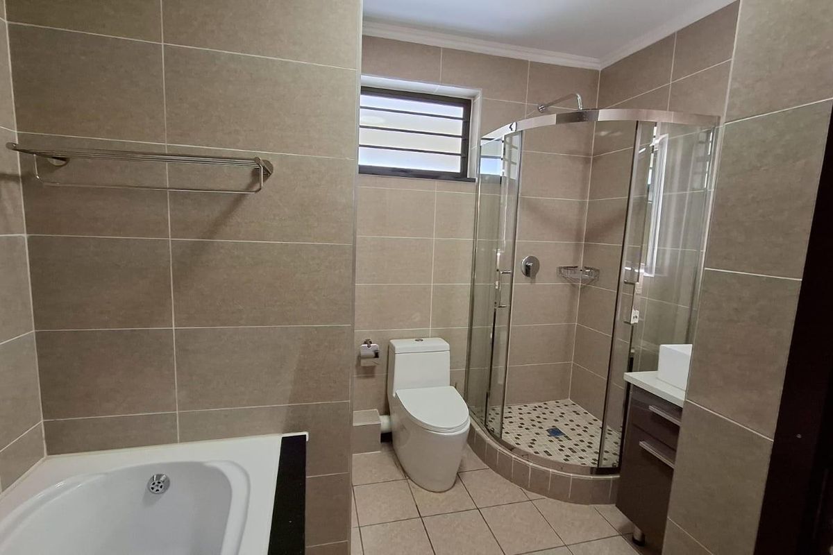 Apartment To Rent in Blue Hills, Midrand - Photo 4