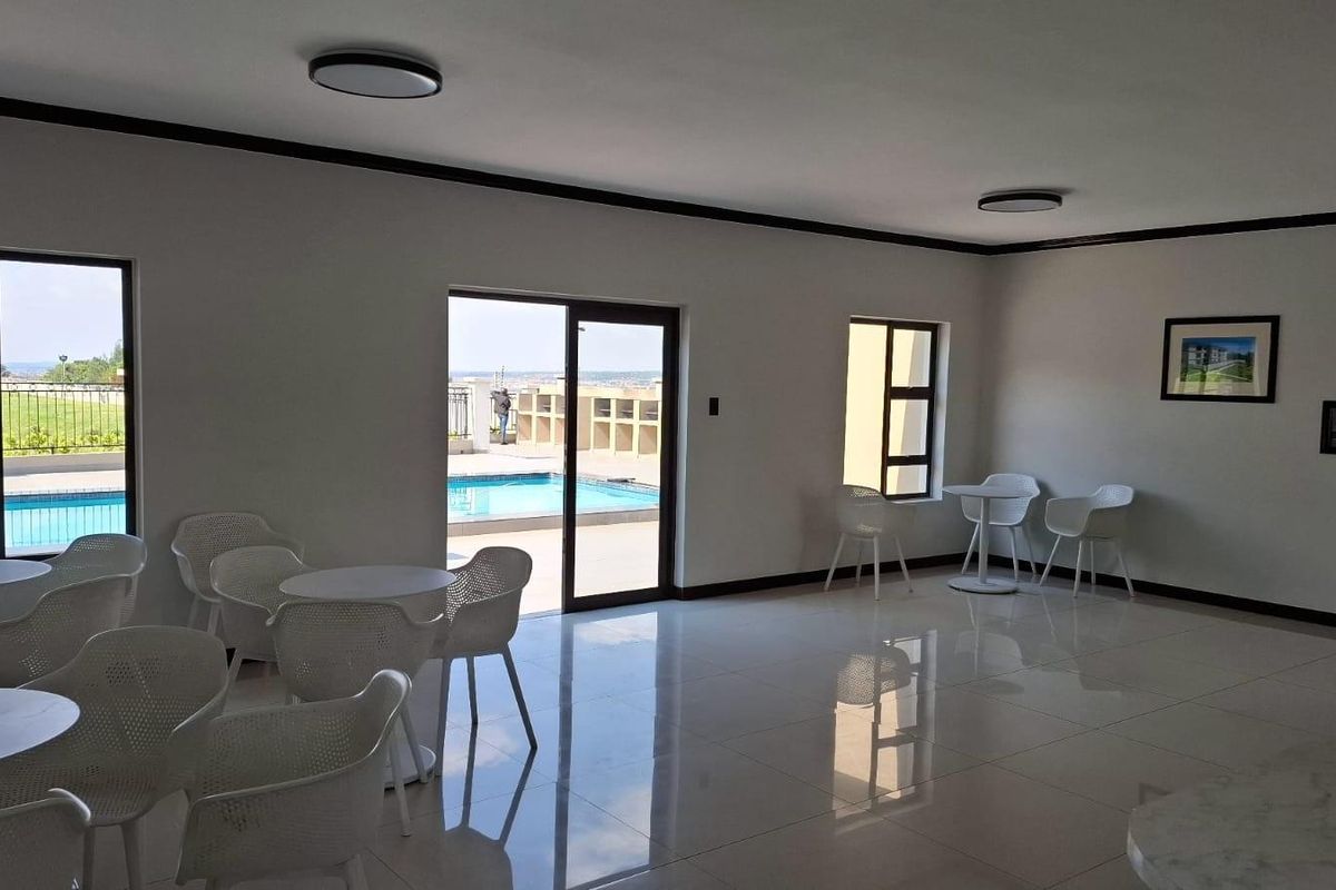 Apartment To Rent in Blue Hills, Midrand - Photo 2
