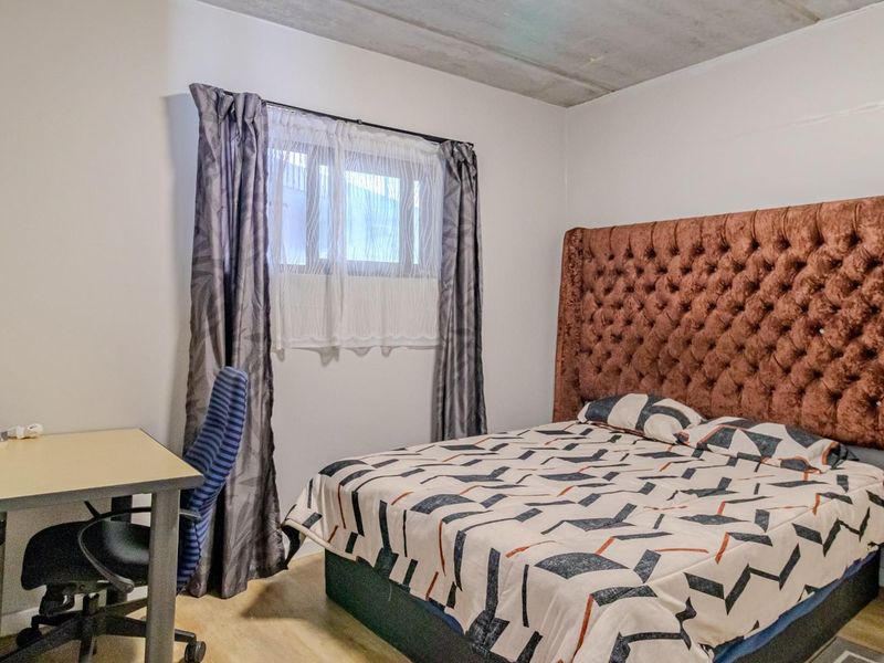 One Bedroom Apartment For Sale in Pinelands, Cape Town - Photo 7