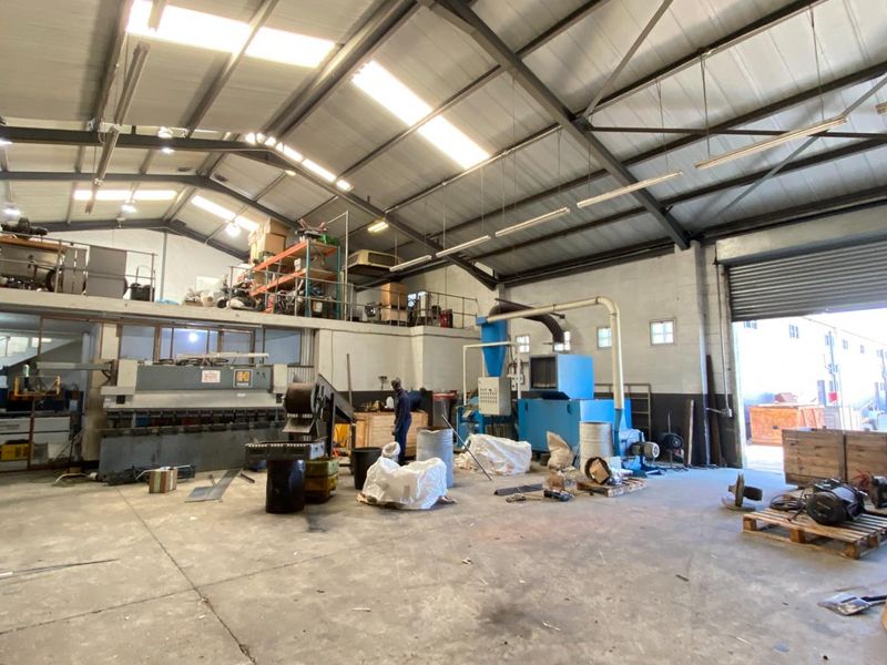 420m2 Warehouse To Let in Epping Industrial with Exclusive Yard Space - Photo 7