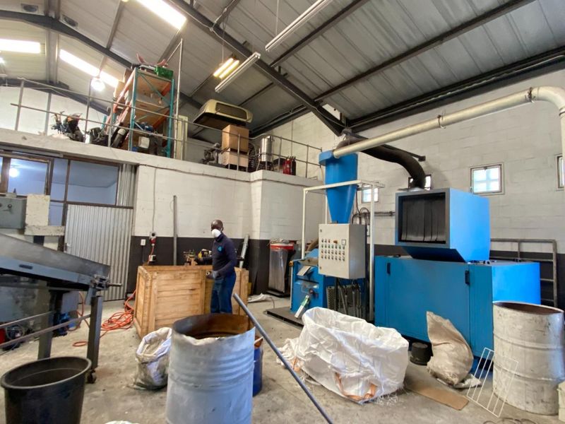 420m2 Warehouse To Let in Epping Industrial with Exclusive Yard Space - Photo 10