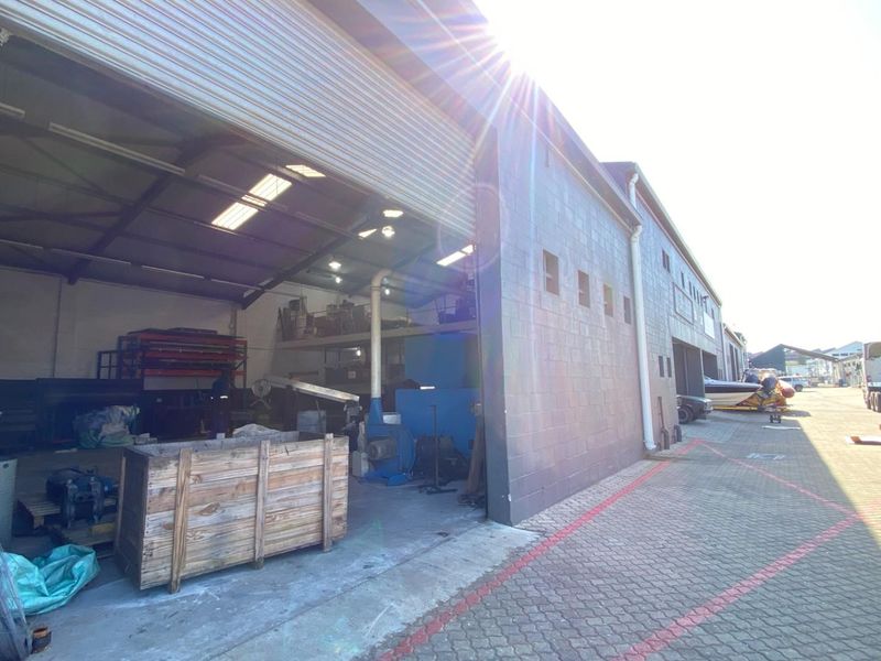 420m2 Warehouse To Let in Epping Industrial with Exclusive Yard Space - Photo 4