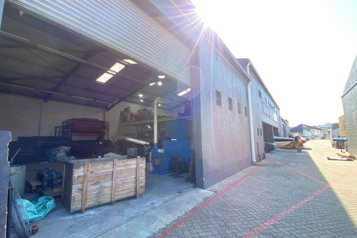 420m2 Warehouse To Let in Epping Industrial with Exclusive Yard Space - Photo 4