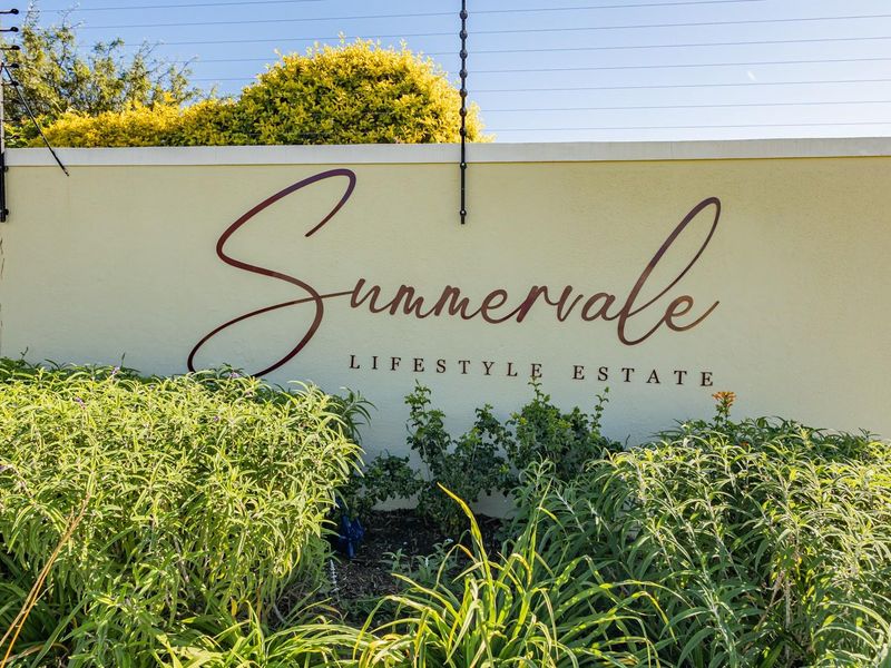 SECURE COASTAL INVESTMENT WITH ESTABLISHED LONG-TERM TENANT IN SUMMERVALE RETIREMENT VILLAGE - Photo 2