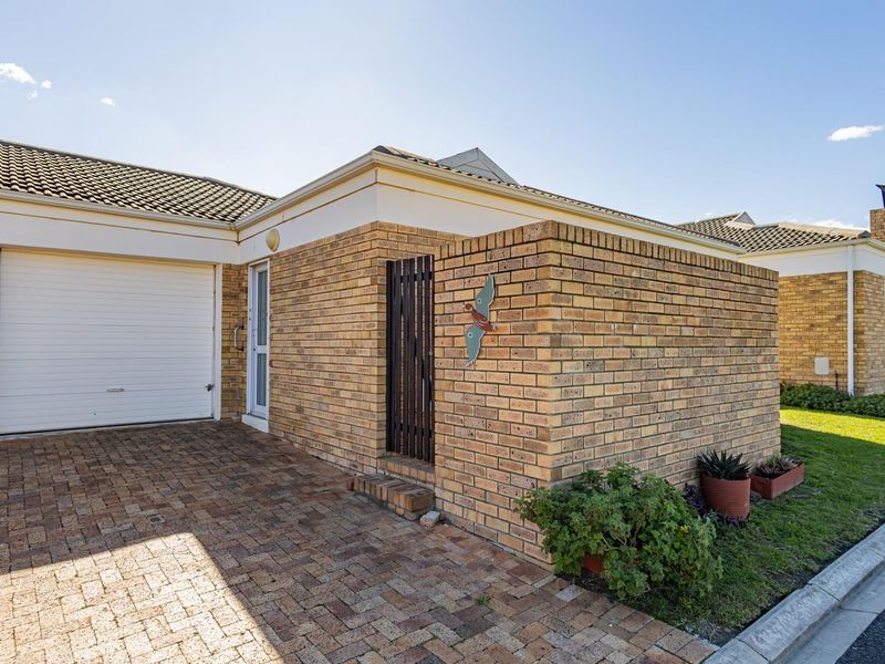 SECURE COASTAL INVESTMENT WITH ESTABLISHED LONG-TERM TENANT IN SUMMERVALE RETIREMENT VILLAGE - Photo 6