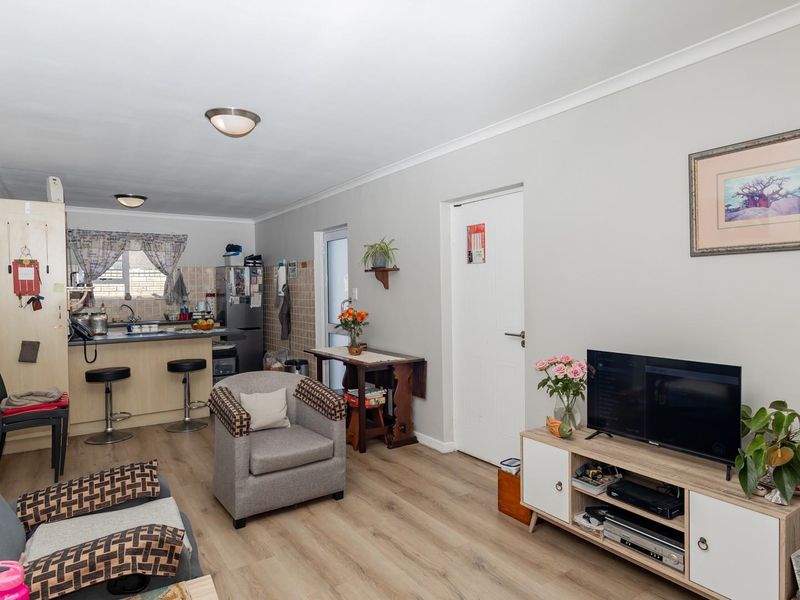 SECURE COASTAL INVESTMENT WITH ESTABLISHED LONG-TERM TENANT IN SUMMERVALE RETIREMENT VILLAGE - Photo 7