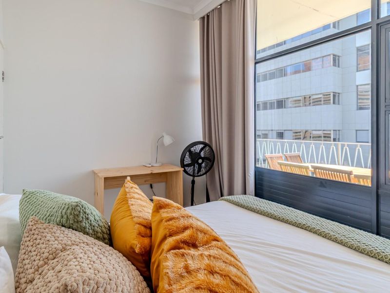 Apartment To Rent in Cape Town City Centre, Cape Town - Photo 6