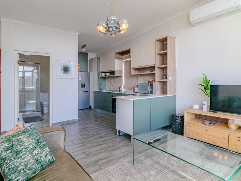 Apartment To Rent in Cape Town City Centre, Cape Town - Photo 2