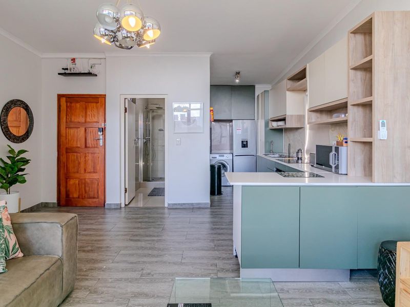 Apartment To Rent in Cape Town City Centre, Cape Town - Photo 4