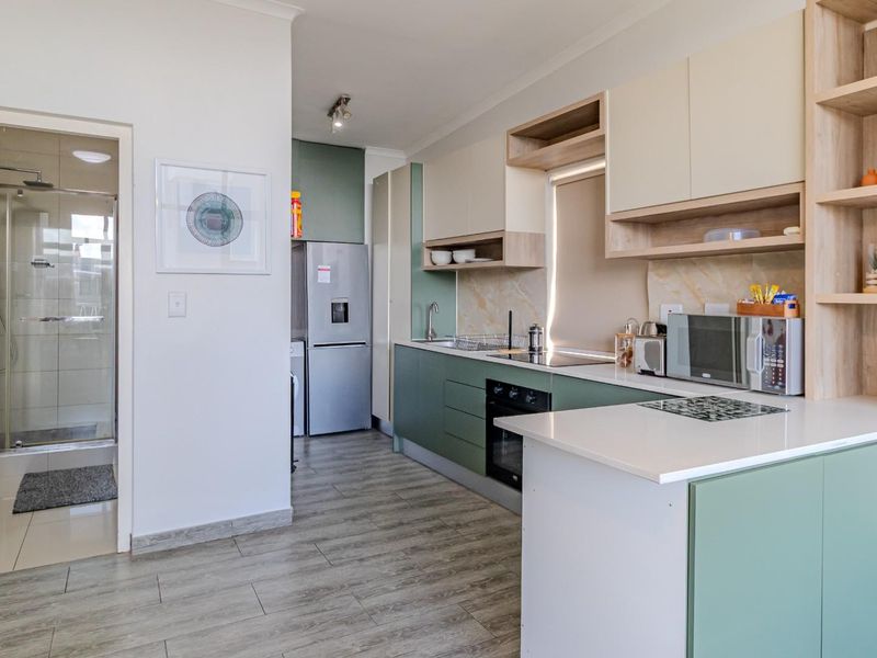 Apartment To Rent in Cape Town City Centre, Cape Town - Photo 5