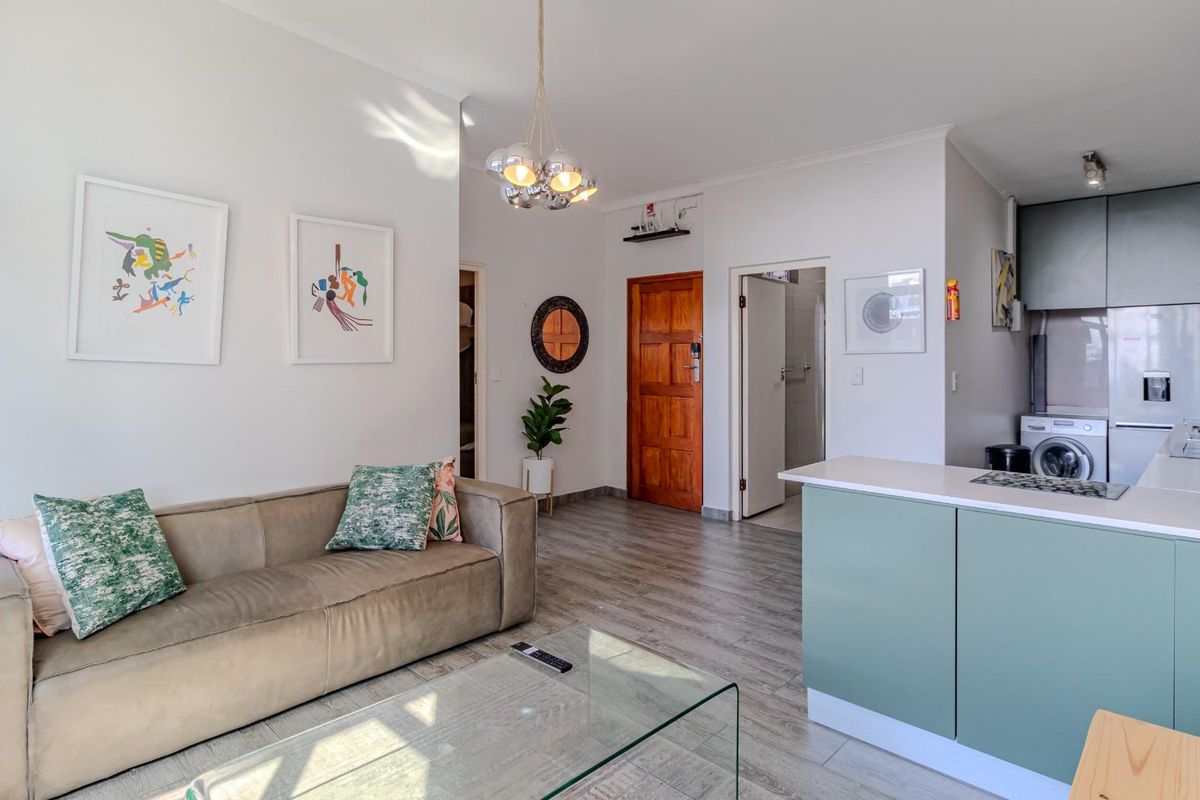 Apartment To Rent in Cape Town City Centre, Cape Town - Photo 3