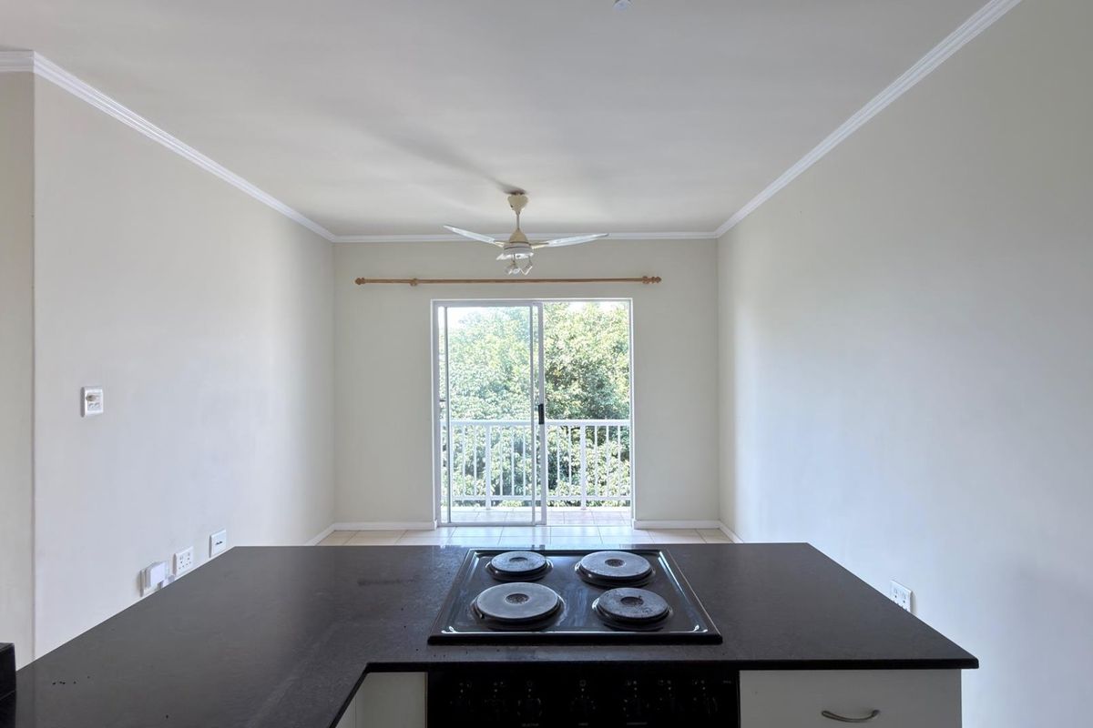Top-Floor Corner Penthouse - Photo 5