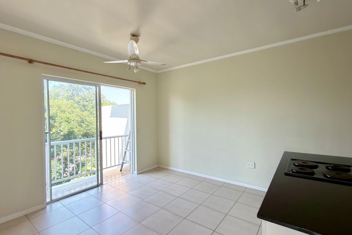 Top-Floor Corner Penthouse - Photo 4