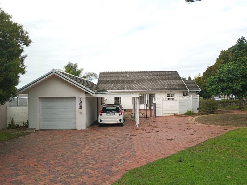 Going Going Gone!! Fixer -upper dream... - Photo 3