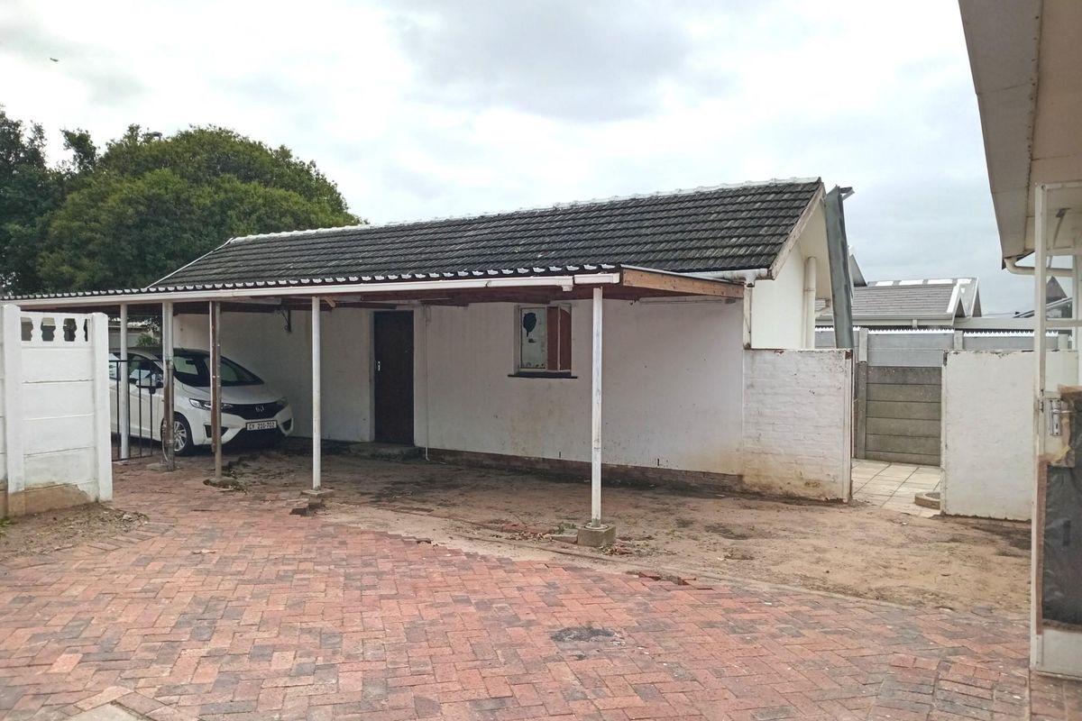 Going Going Gone!! Fixer -upper dream... - Photo 4