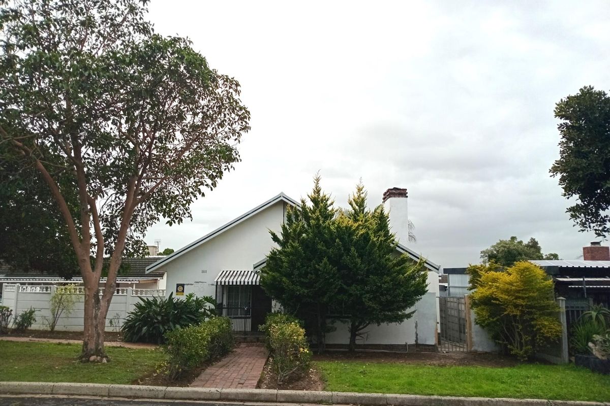 Going Going Gone!! Fixer -upper dream... - Photo 2
