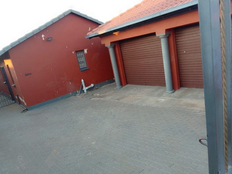 3 bedroom House For Sale in Mahube Valley Pretoria Gauteng - Photo 3