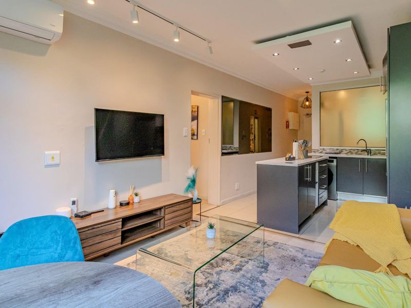 Furnished One Bed Apartment To Rent in Cape Town City Centre, Cape Town - Photo 2