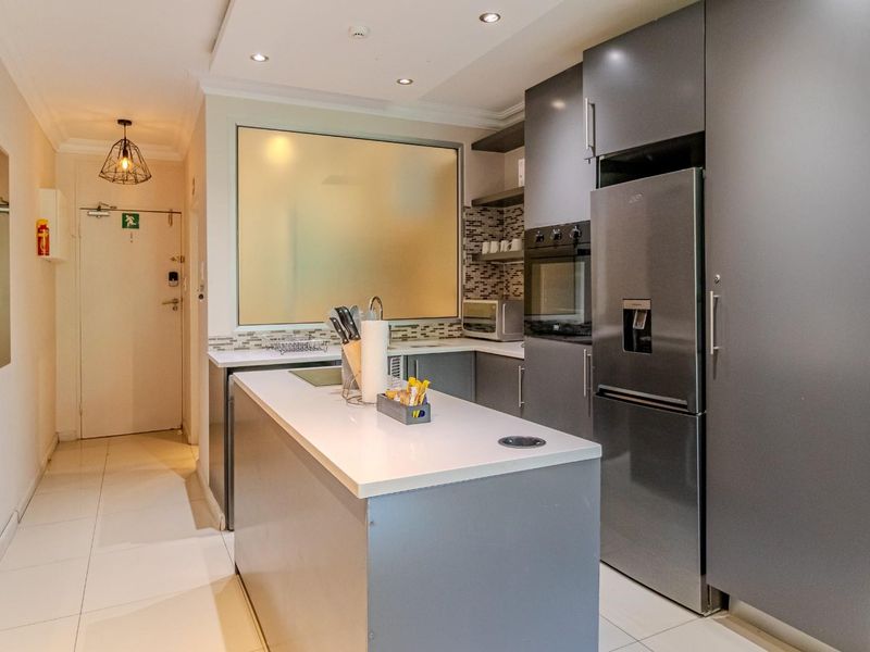 Furnished One Bed Apartment To Rent in Cape Town City Centre, Cape Town - Photo 4