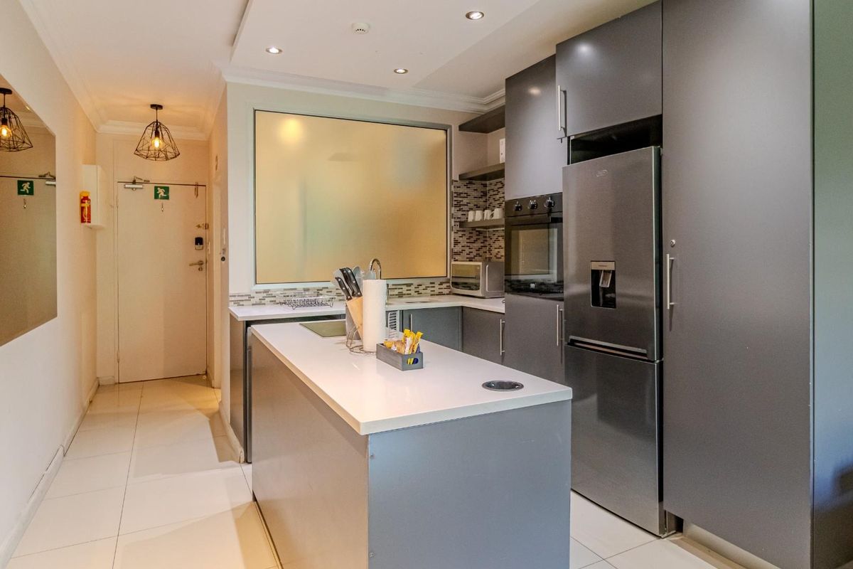Furnished One Bed Apartment To Rent in Cape Town City Centre, Cape Town - Photo 4