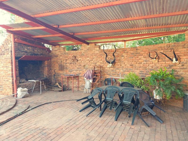 Riverside Smallholding with 4 bedroom house and Stores for Sale Bela Bela Limpopo - Photo 7