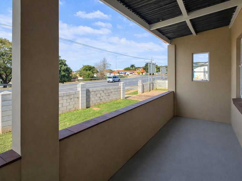 House To Rent in Mosel, Uitenhage - Photo 2