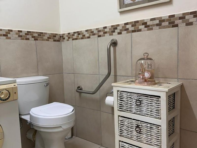 Luxurious, Secure, Stress-Free Retirement Living in Featherbrooke Hills - Photo 8