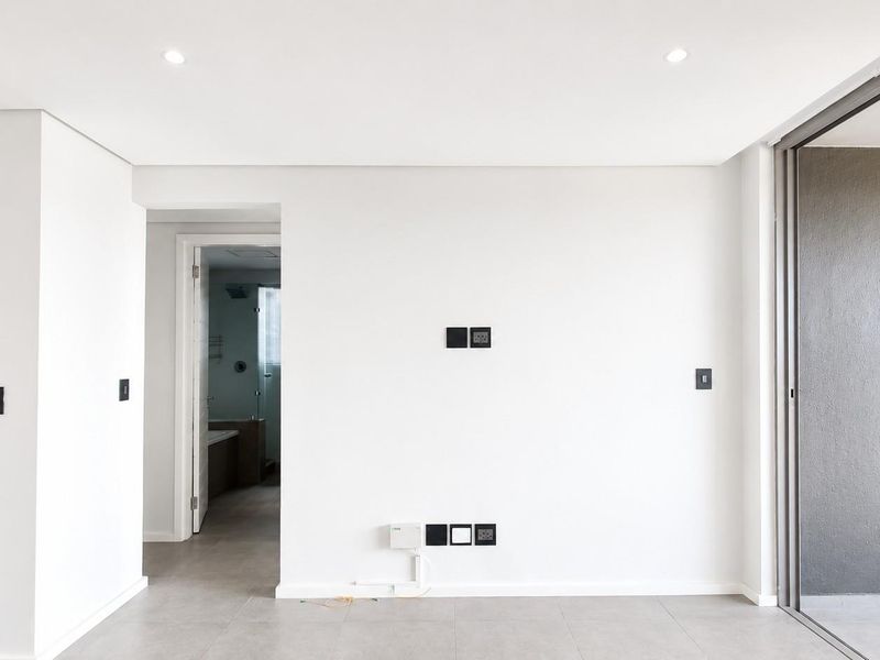 Available Immediately! UNFURNISHED 2 Bed 2 Baths Apartment to Let in Sibaya Precinct - Photo 4