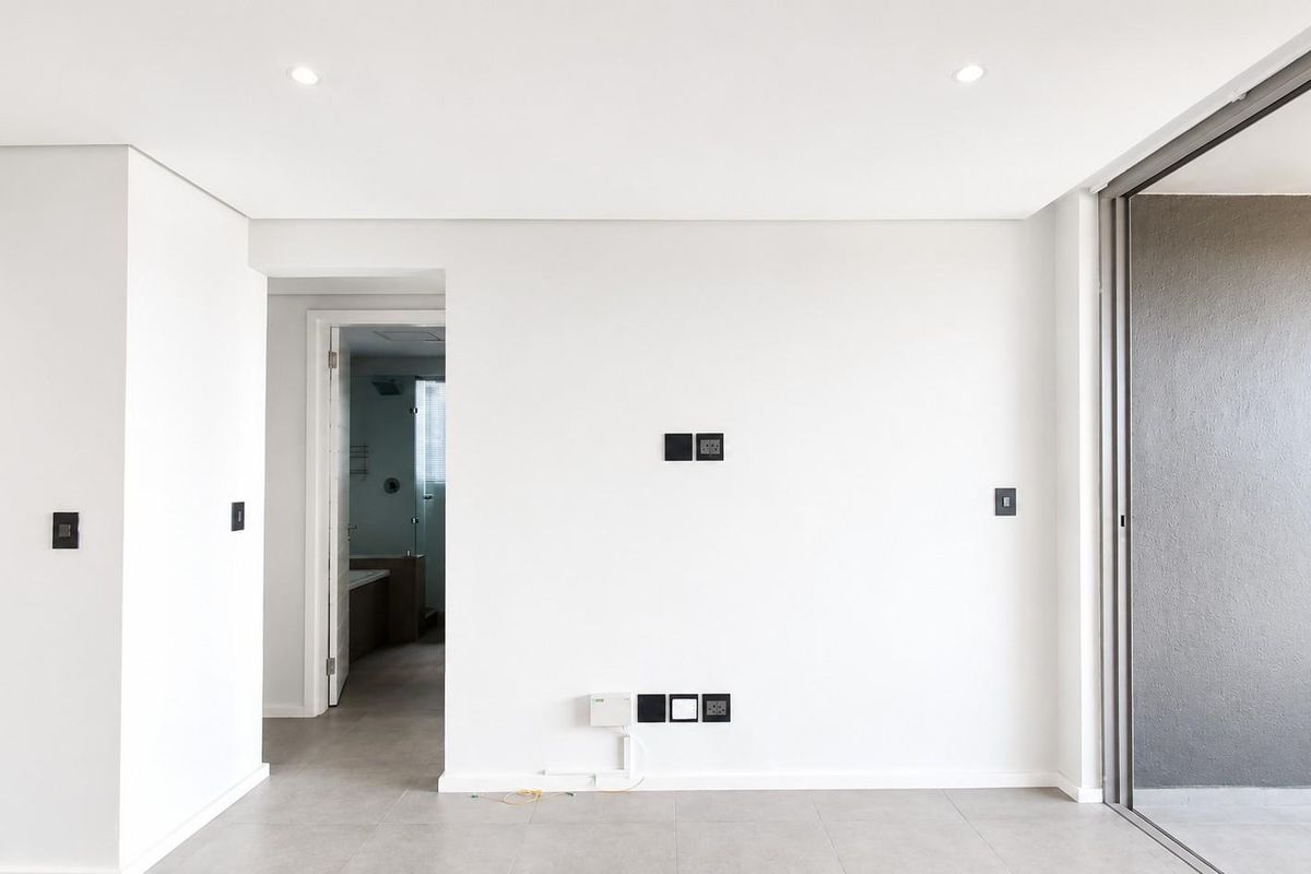 Available Immediately! UNFURNISHED 2 Bed 2 Baths Apartment to Let in Sibaya Precinct - Photo 4