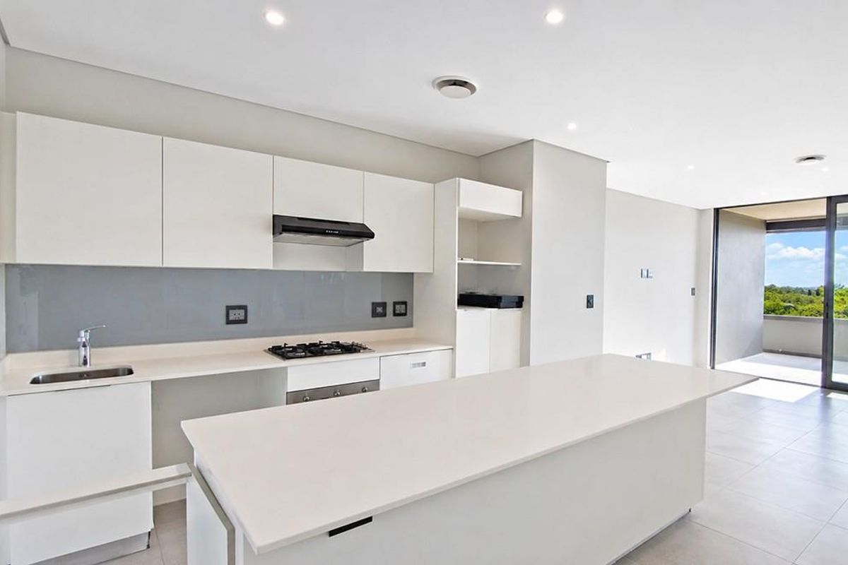 Available Immediately! UNFURNISHED 2 Bed 2 Baths Apartment to Let in Sibaya Precinct - Photo 2